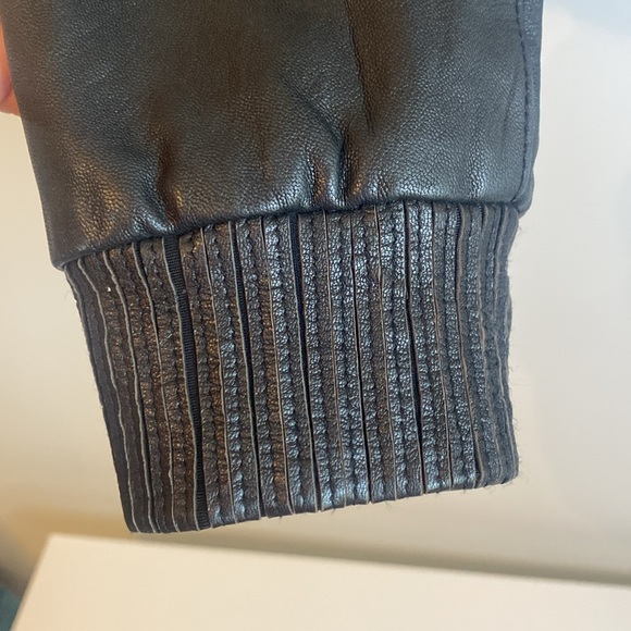 Danier Black Leather Aviator Bomber Jacket - Woman Small - Picture 4 of 8